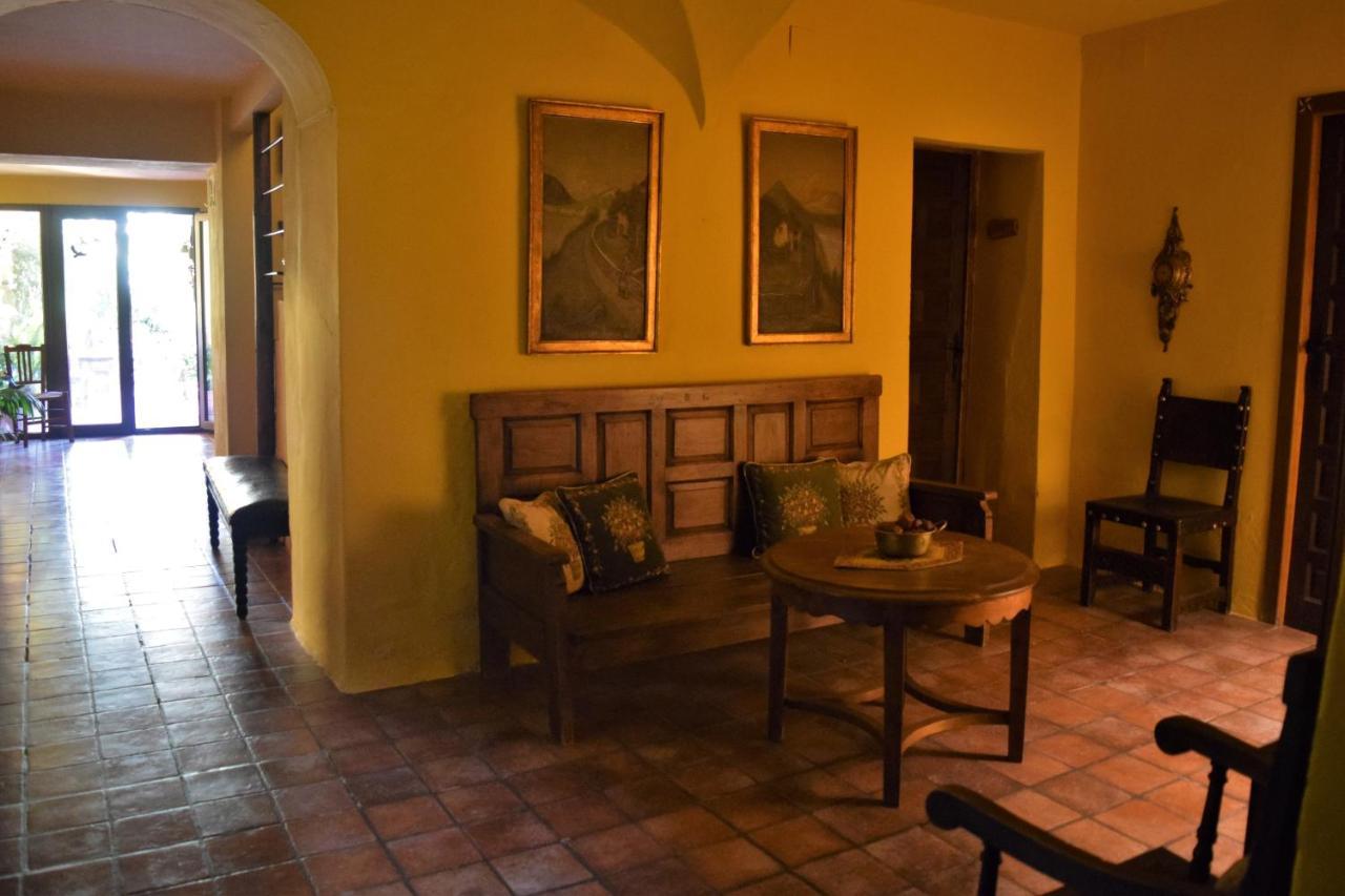 Casa Rural Don Alvaro De Luna Exterior photo