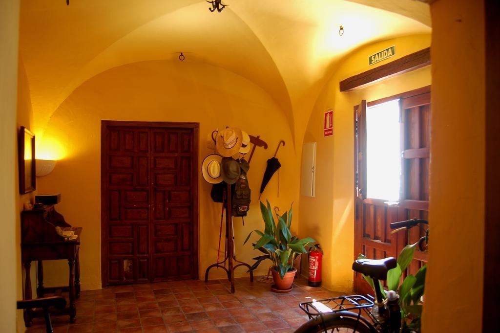 Casa Rural Don Alvaro De Luna Exterior photo