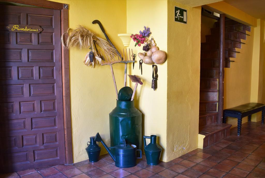 Casa Rural Don Alvaro De Luna Exterior photo